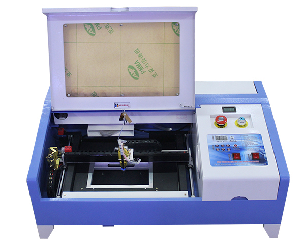 Лазерный станок c ЧПУ 200х300мм 40Вт/М3