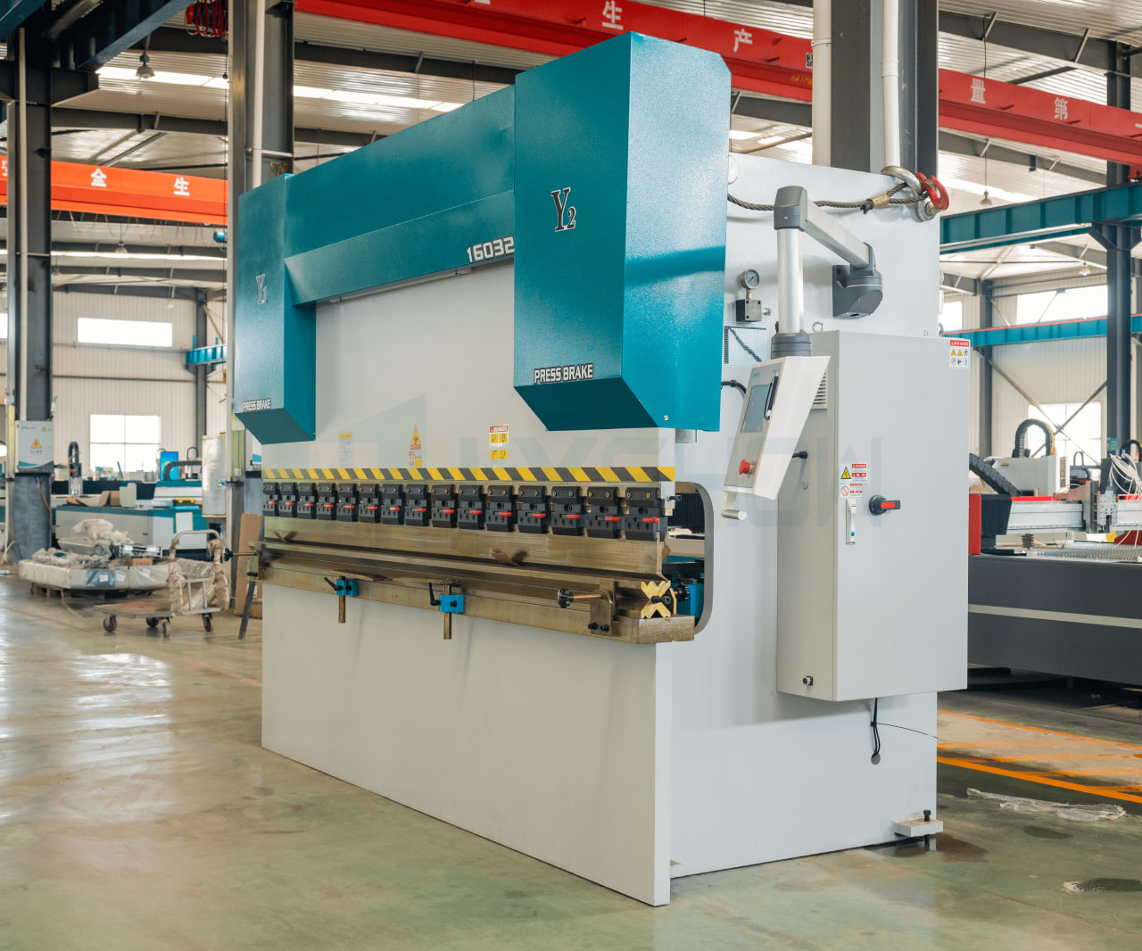 Листогибочный пресс WG67K 40T/2500