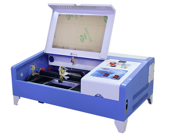 Лазерный станок c ЧПУ 200х300мм 40Вт/М3