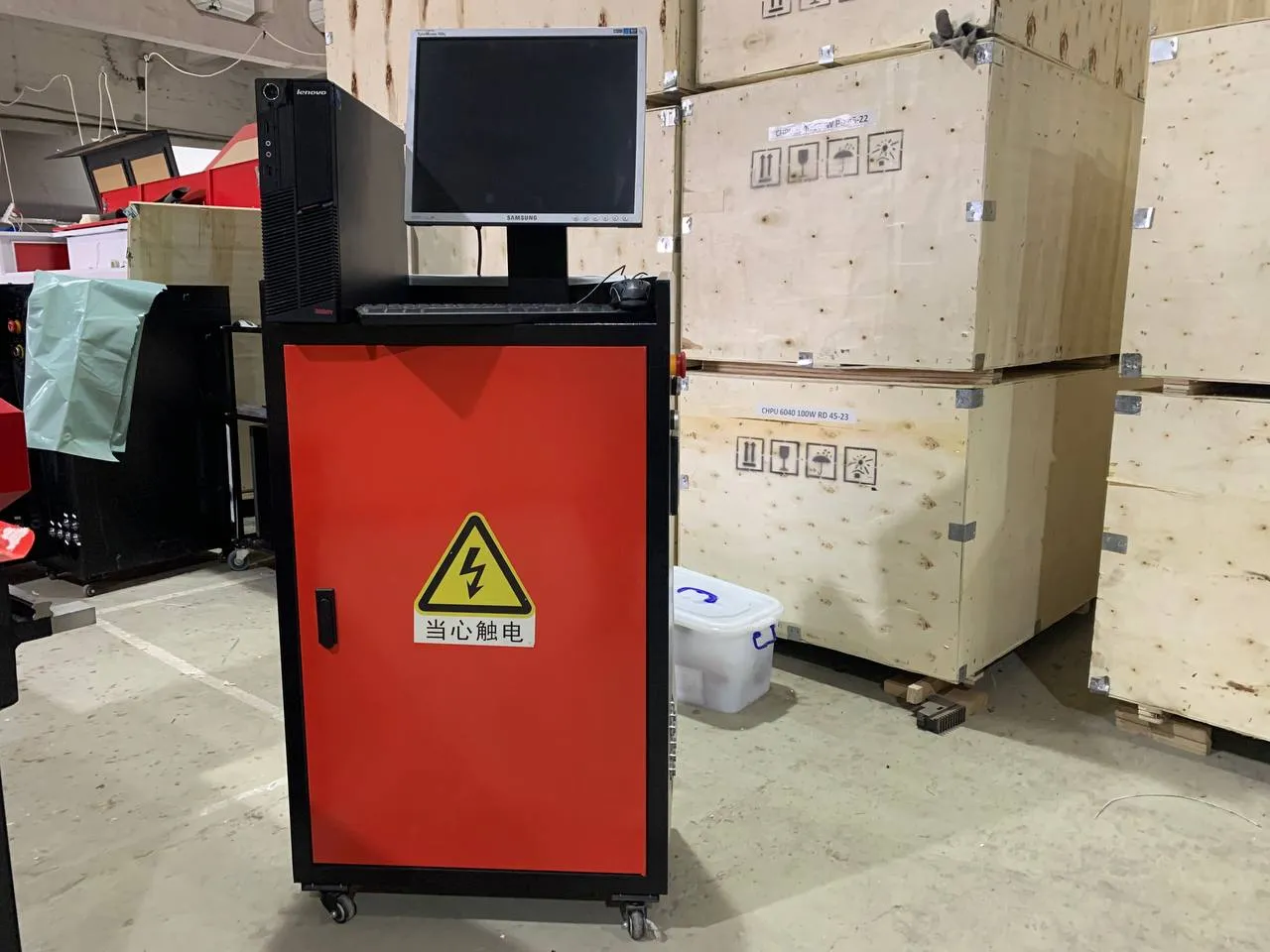 Фрезерный станок с ЧПУ 1600x1600x300mm Standart