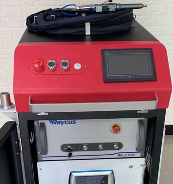 Источник Raycus 1000W Источник Raycus 1000W